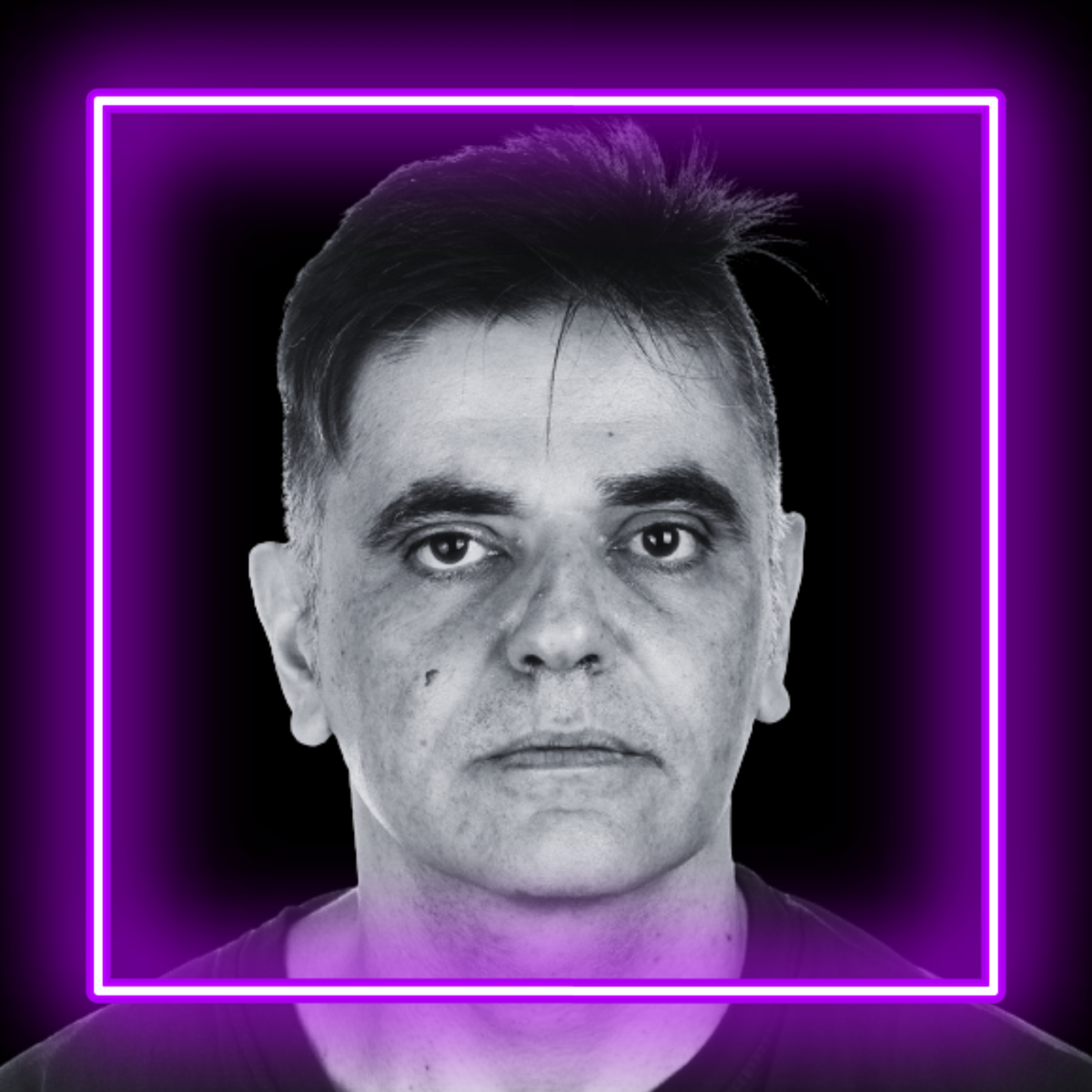 Christian Celia – NanoSphere Interview Portrait of Christian Celia, Associate Professor of Pharmaceutical Technology and Nanomedicine at the University of Chieti–Pescara, featured in NanoSphere interview on supramolecular drug delivery and precision medicine.