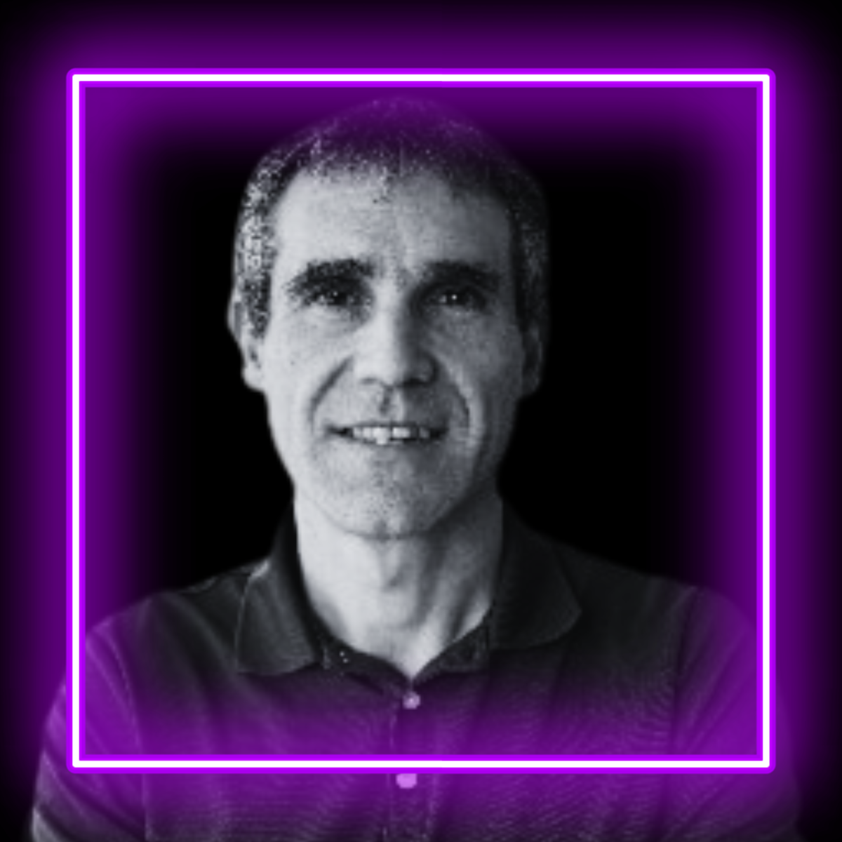 Álvaro Somoza – NanoSphere Interview Portrait of Álvaro Somoza, Senior Researcher and Head of the Nanobiotechnology Group at IMDEA Nanociencia, featured in NanoSphere interview on nucleic-acid nanomedicine and precision nanoparticle design.